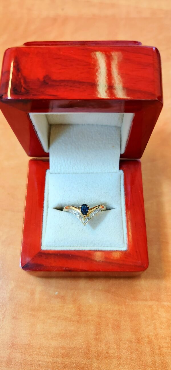 10K Yellow Gold Sapphire Tiara Diamond Ring - Image 6