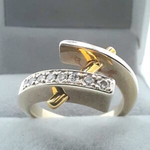 Diamond Pavé Crossover Ring