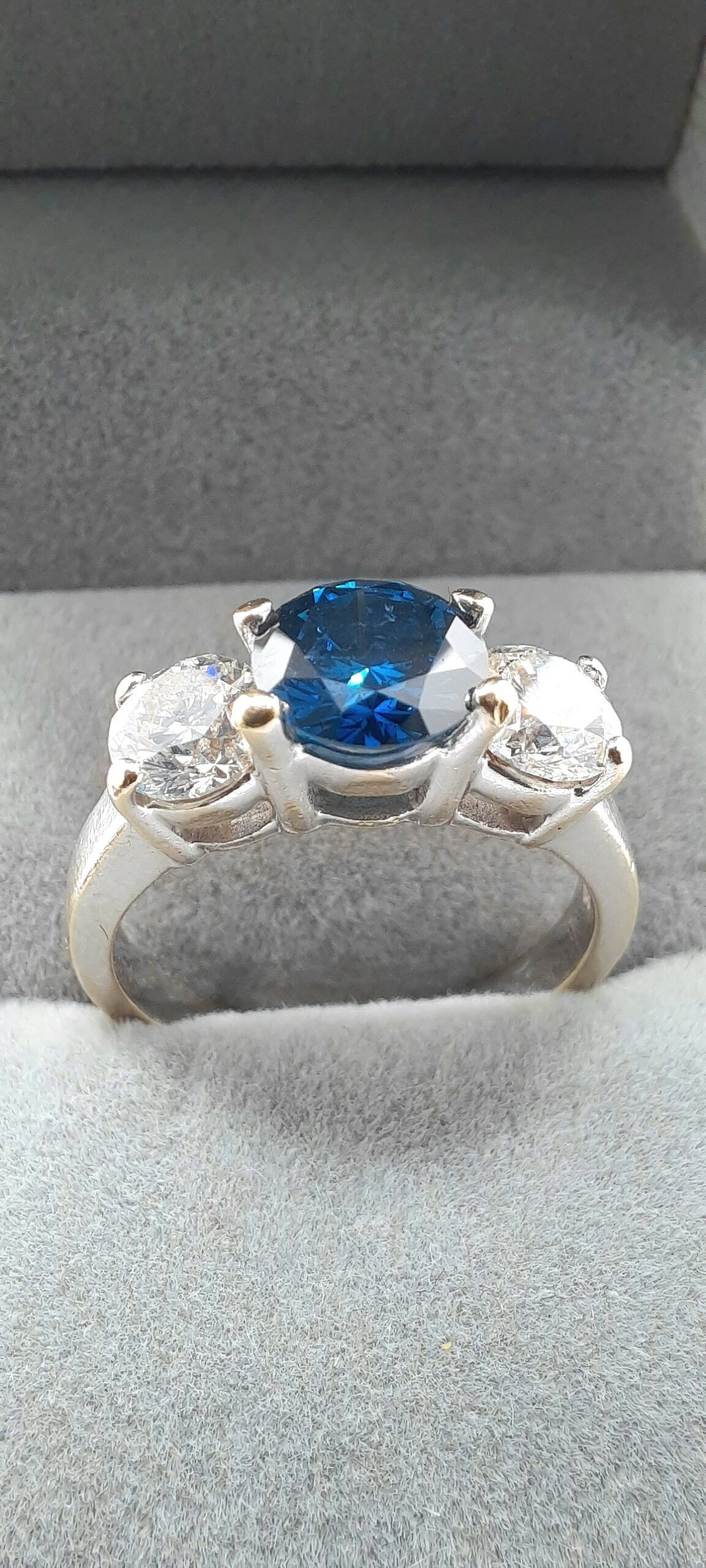 Three Stone Natural Diamond Ring Fancy Blue - Colour Enhanced Heat Treated - Image 8